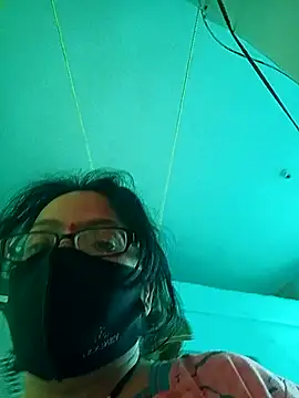 Snapshot of heenage chatting on 02/21/25, 04:29 heenage online show from 02/21/25, 04:29