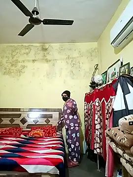 heenage online show from 01/09/26, 04:37