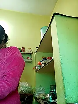 Snapshot of heenage chatting on 02/03/26, 05:38 heenage online show from 02/03/26, 05:38