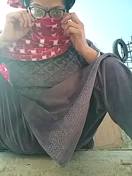 Snapshot of heenage chatting on 02/09/26, 04:05 heenage online show from 02/09/26, 04:05