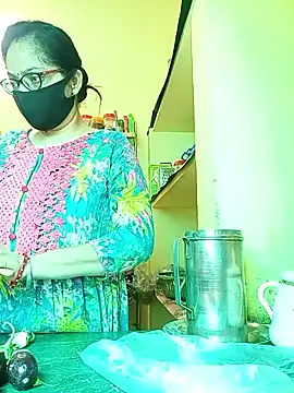 Snapshot of heenage chatting on 03/27/26, 04:51 heenage online show from 03/27/26, 04:51