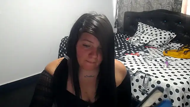 shopyymessyy online show from 02/05/25, 09:40