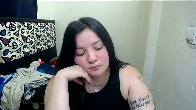 shopyymessyy online show from 04/29/26, 08:37