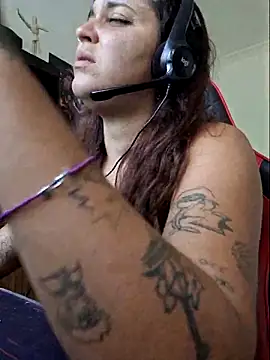 luuhcat09 online show from 03/11/25, 05:57