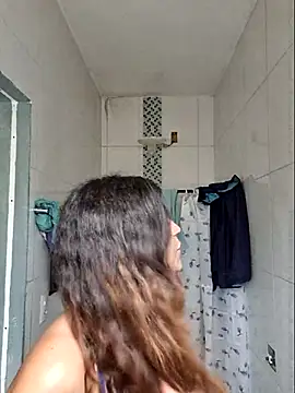 Snapshot of luuhcat09 chatting on 01/18/26, 01:48 luuhcat09 online show from 01/18/26, 01:48