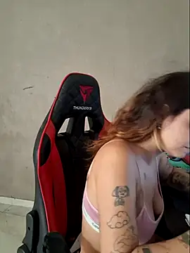 Snapshot of luuhcat09 chatting on 03/17/26, 12:30 luuhcat09 online show from 03/17/26, 12:30