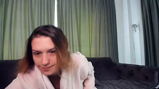 LaraStone69 online show from 06/18/26, 05:41