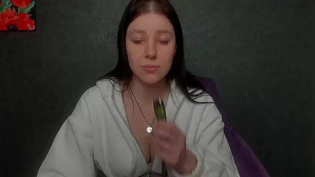 Snapshot of Sannyflover chatting on 01/15/25, 07:15 Sannyflover online show from 01/15/25, 07:15