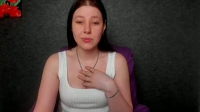 Snapshot of Sannyflover chatting on 02/04/25, 07:18 Sannyflover online show from 02/04/25, 07:18