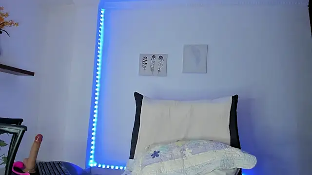 anniesweet- online show from 03/16/25, 05:17