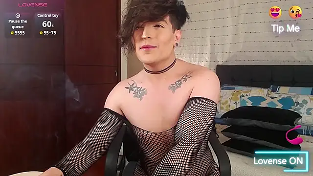 Hornymoan online show from 11/10/25, 10:42