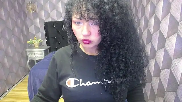 Sofiacowperx online show from 01/25/25, 12:47