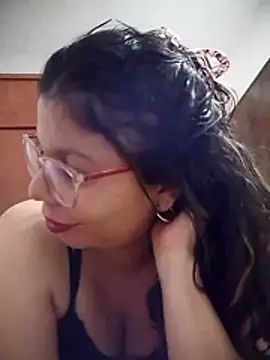 Carliina Soussa online show from 04/29/26, 12:16