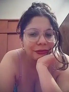 Carliina Soussa online show from 05/25/26, 01:00