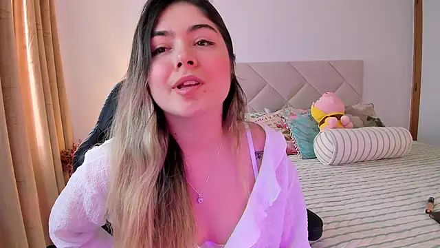 Lau Bee online show from 12/13/24, 07:10