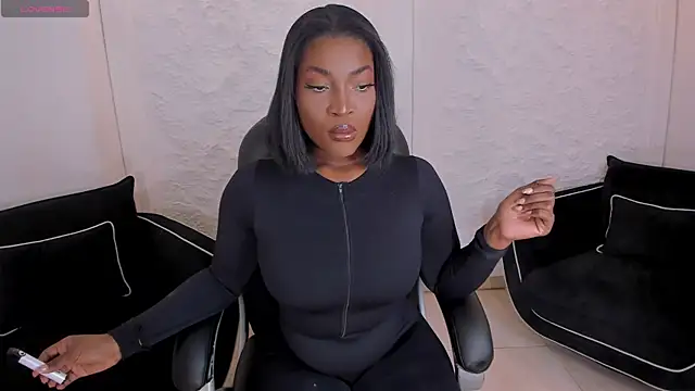 SavannahStorm online show from 06/27/26, 12:22