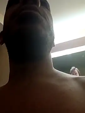 Snapshot of Tjskigh chatting on 01/07/26, 11:07 Tjskigh online show from 01/07/26, 11:07