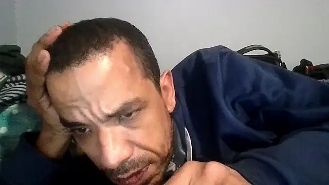 Snapshot of Tjskigh chatting on 01/15/26, 08:41 Tjskigh online show from 01/15/26, 08:41