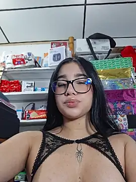 Snapshot of Katia_sweetx chatting on 06/01/26, 11:56 Katia sweetx online show from 06/01/26, 11:56