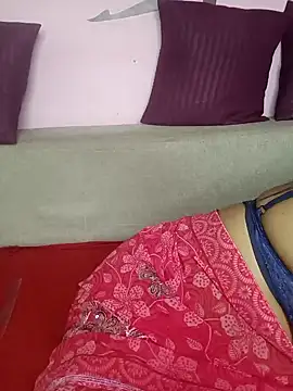 Snapshot of Cute_Kritika chatting on 02/07/25, 05:31 Cute Kritika online show from 02/07/25, 05:31