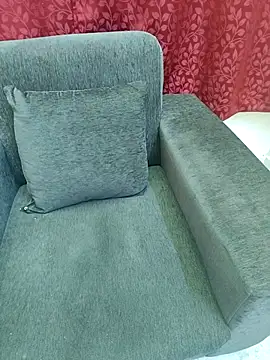 Cute Kritika online show from 11/18/25, 04:50