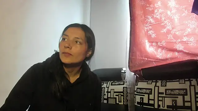 Nathaly love96 online show from 06/24/26, 07:46