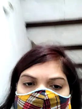 illay love online show from 11/19/25, 05:40