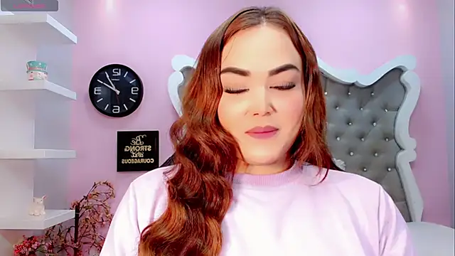 Sophia-Isabella online show from 02/05/25, 01:58