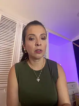 Adel Nesbiit online show from 06/16/26, 07:49