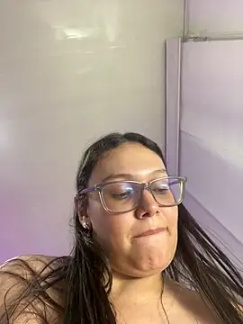 SofiaJoness  online show from 03/06/25, 02:41