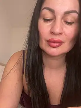 Snapshot of Helena7077 chatting on 02/27/26, 03:23 Helena7077 online show from 02/27/26, 03:23