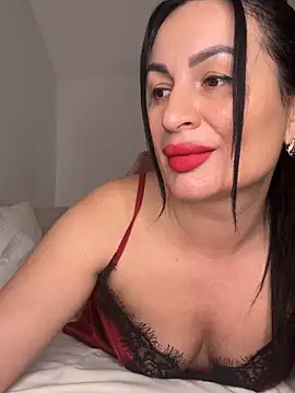 Snapshot of Helena7077 chatting on 03/08/26, 10:02 Helena7077 online show from 03/08/26, 10:02