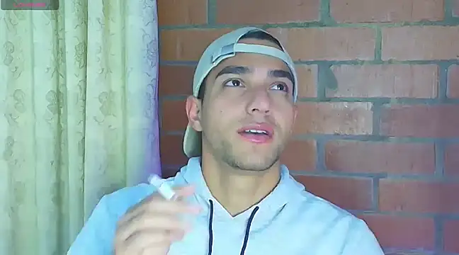 Leandro valenzuela online show from 02/20/25, 04:18