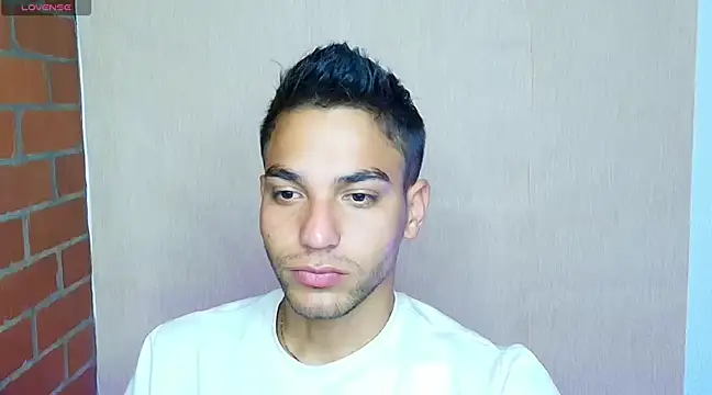 Leandro valenzuela online show from 02/28/25, 12:43