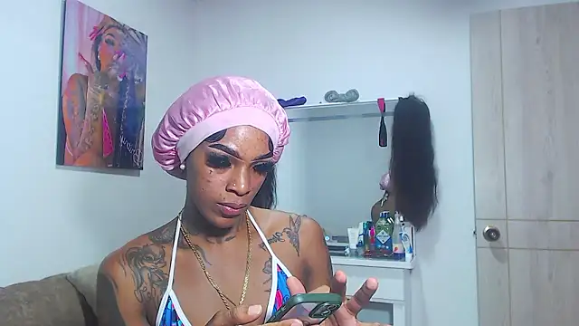 Snapshot of badgirls_cx chatting on 01/17/26, 08:01 badgirls cx online show from 01/17/26, 08:01