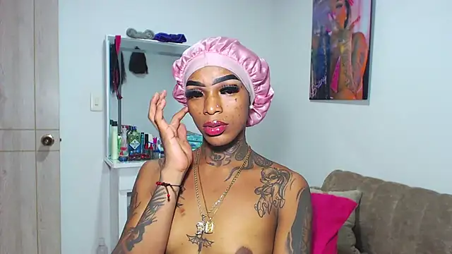 Snapshot of badgirls_cx chatting on 02/06/26, 01:43 badgirls cx online show from 02/06/26, 01:43