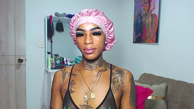 Snapshot of badgirls_cx chatting on 02/06/26, 01:47 badgirls cx online show from 02/06/26, 01:47