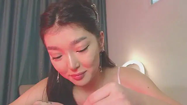 Snapshot of AudreyMell chatting on 02/06/26, 01:36 AudreyMell online show from 02/06/26, 01:36