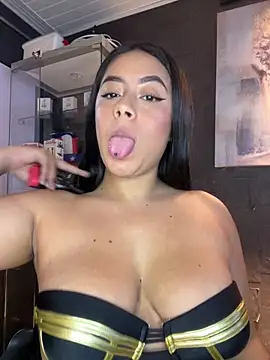 ElaaPerez online show from 10/26/25, 05:52