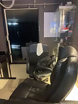 ElaaPerez online show from 12/18/25, 02:12