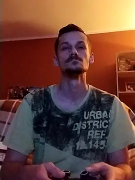 Crazzy Maiky online show from 11/10/25, 08:52