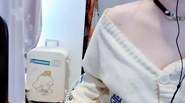 Snapshot of arena1357 chatting on 03/04/25, 01:34 arena1357 online show from 03/04/25, 01:34