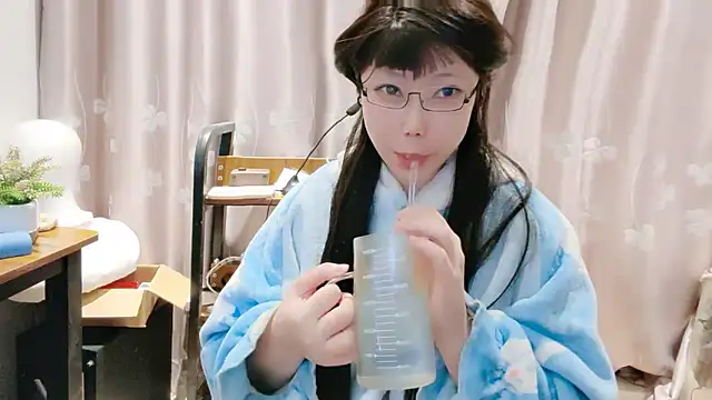 Snapshot of arena1357 chatting on 03/12/26, 05:41 arena1357 online show from 03/12/26, 05:41