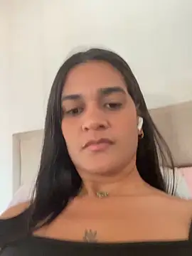 Snapshot of Biancasantillana chatting on 10/24/25, 07:21 Biancasantillana online show from 10/24/25, 07:21