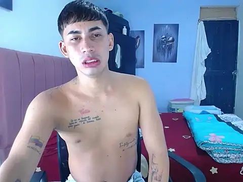 Snapshot of boy_latino_sex chatting on 09/16/25, 05:52 boy latino sex online show from 09/16/25, 05:52