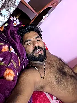 Snapshot of Karanshrimali chatting on 03/23/26, 04:27 Karanshrimali online show from 03/23/26, 04:27