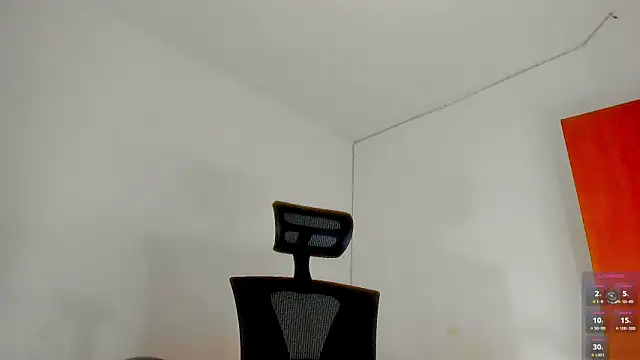 Snapshot of NickSull__ chatting on 02/22/26, 10:08 NickSull online show from 02/22/26, 10:08