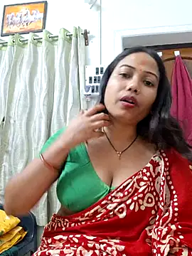 Snapshot of DREAM_GIRL-30 chatting on 02/14/25, 12:57 DREAM GIRL-30 online show from 02/14/25, 12:57