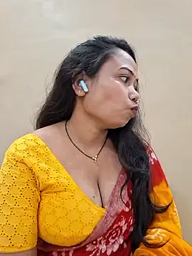 Snapshot of DREAM_GIRL-30 chatting on 01/10/26, 05:37 DREAM GIRL-30 online show from 01/10/26, 05:37