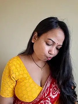 Snapshot of DREAM_GIRL-30 chatting on 01/17/26, 05:01 DREAM GIRL-30 online show from 01/17/26, 05:01